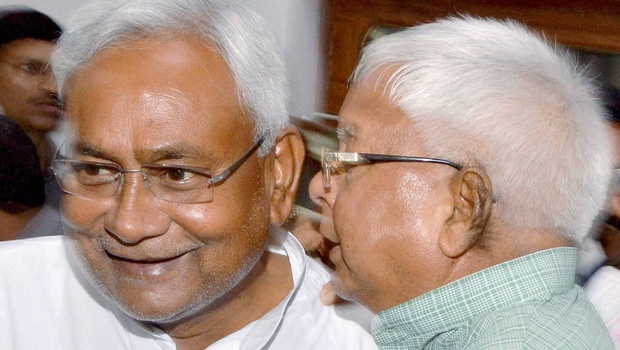 Bihar Chief Minister Nitish Kumar and RJD chief Lalu Prasad after Mahagathbandhan's Grand Alliance victory in Bihar assembly elections at RJD office in Patna | PTI