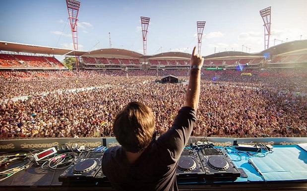 Woman dies and another in an induced coma after Stereosonic music festival in