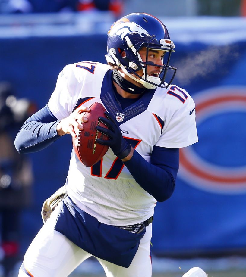 Denver’s Brock Osweiler completed passes for 250 yards with two touchdowns at Chicago on Sunday