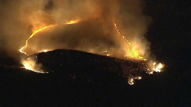 20-Acre Brush Fire Breaks Out Near Simi Valley and Thousand Oaks