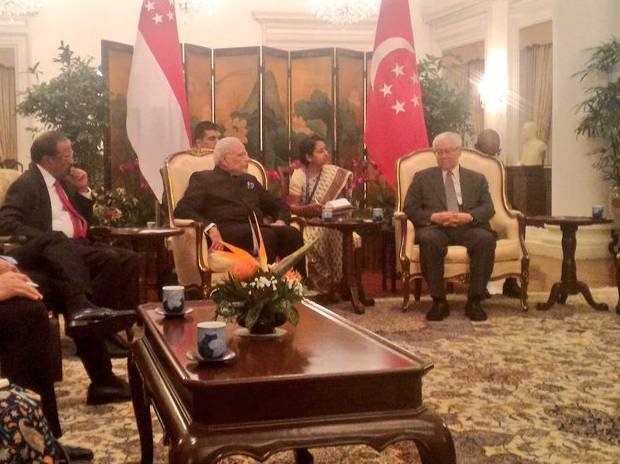 PM Modi meets Singapore President Tony Tan Keng Yam