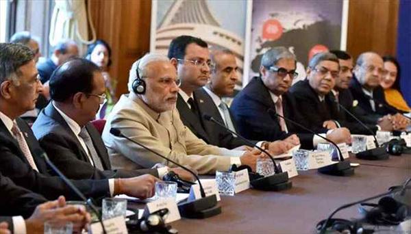 Modi hard sells India as investment destination to CEOs in UK