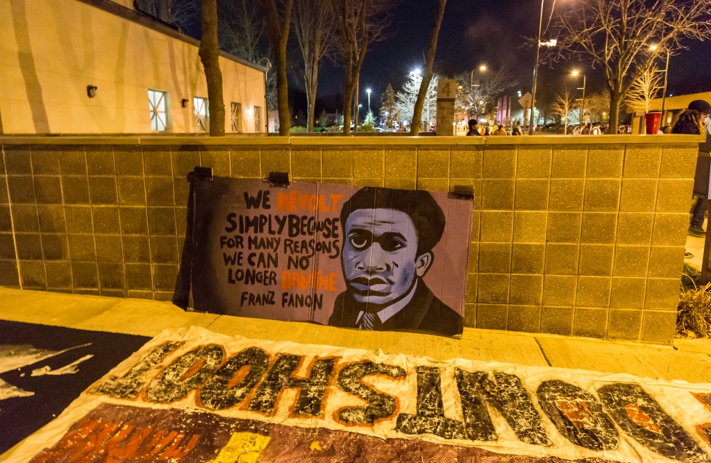 Another banner at the Fourth Precinct explaining the community's feelings of desperation