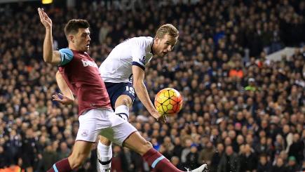 Harry Kane scored twice as Tottenham thrashed West Ham 4-1 on Sunday