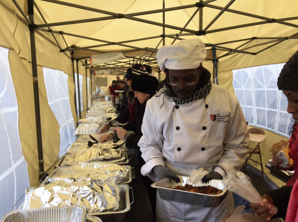 Protesters gather for Thanksgiving dinner outside 4th Precinct   
   
   Share   


     Email