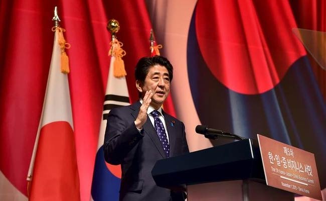 Japan's Shinzo Abe Sees'Gradual Improvement in China Ties Spokesman