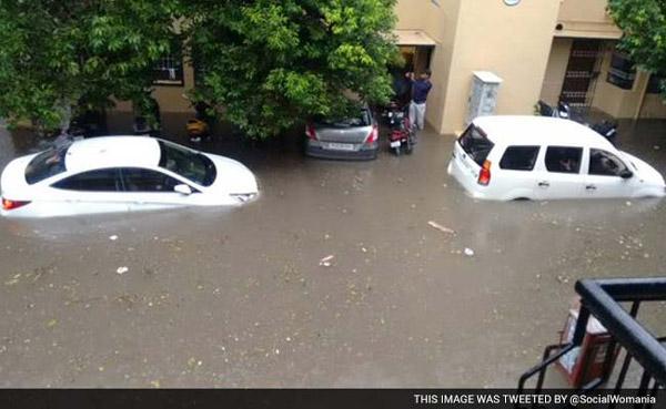 Heavy rains pound Tamil Nadu routine life disturbed