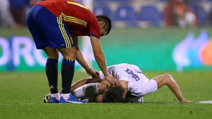 Michael Carrick had to be carried off on a stretcher after suffering an ankle injury