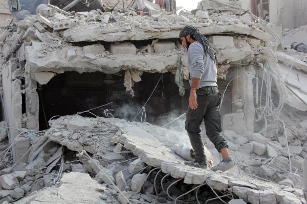 Russian strikes blamed for 400 Syrian civilian deaths