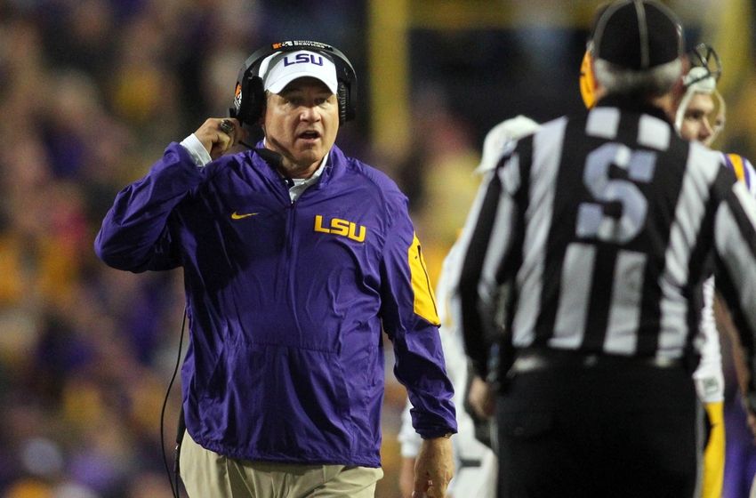 Report Les Miles could be fired even if LSU Tigers win out