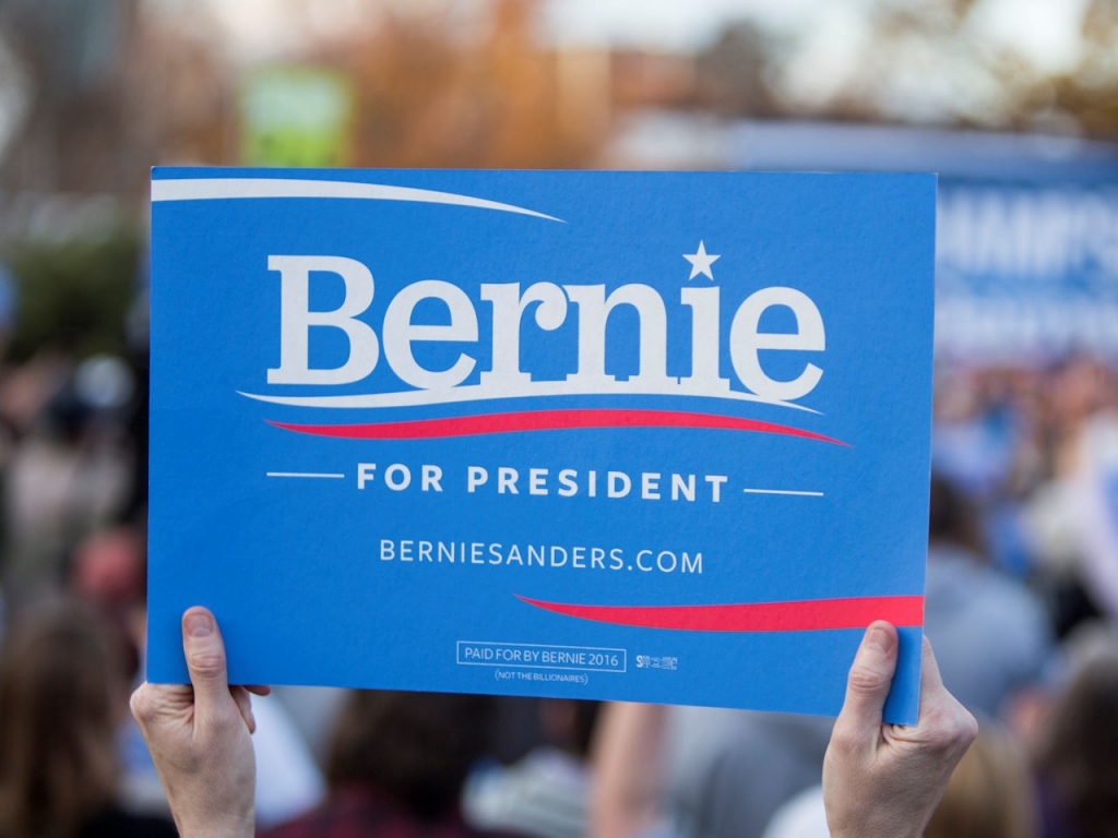 20151109-bernie-sanders-campaign-sign