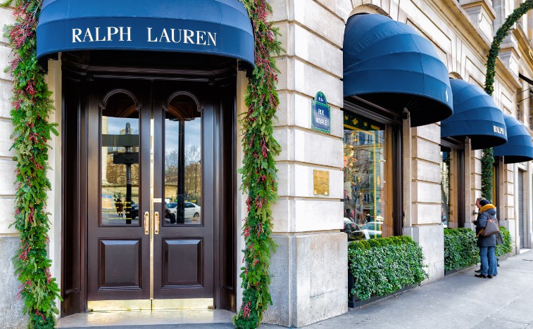 Ralph Lauren puts on best bib and tucker