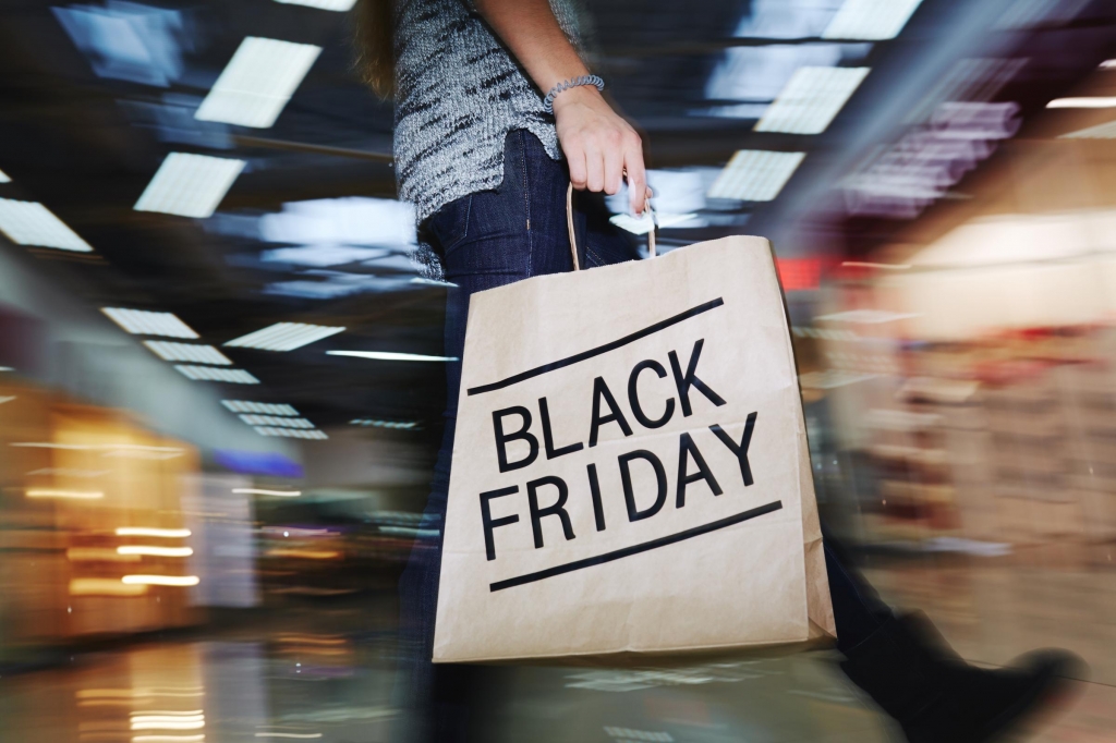 Bumper Online Sales On Black Friday