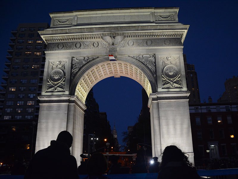 French-flag-hanging-from-the-Washing-Square-Park-arch