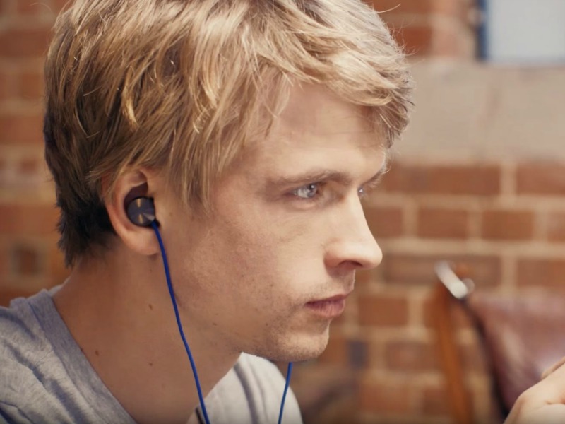 Sony's new noise-cancelling ear piece is releasing in the UK next month