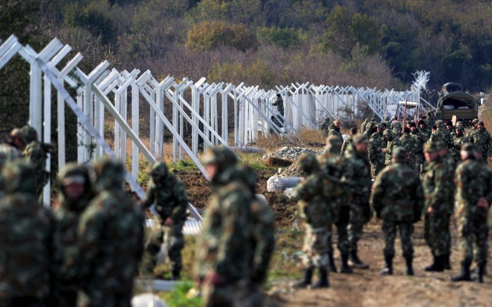 Macedonian Army Starts Building Fence on Greek Border