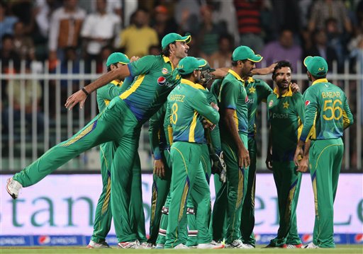 Michael Vaughan casts suspicion on Pakistan's defeat in 3rd ODI deletes tweet later