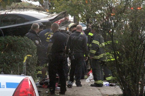 3 dead, 4 hurt when car hits trick-or-treaters in NYC