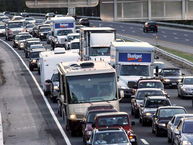 US traffic deaths rise sharply