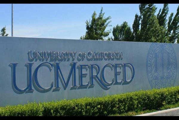 Suspect stabs 5 at central California university before being shot dead by police