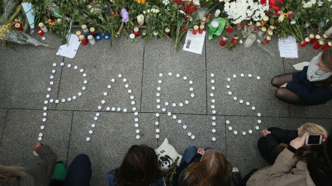 Paris terror attacks: Over 150 killed, 200 injured; Francois Hollande declares 