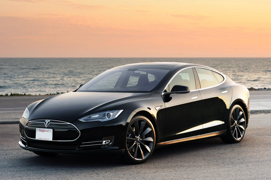 All Tesla Model S sedans get recalled over seatbelt problem