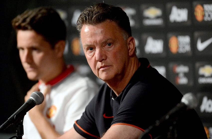 Louis van Gaal claims fans influenced by Paul Scholes