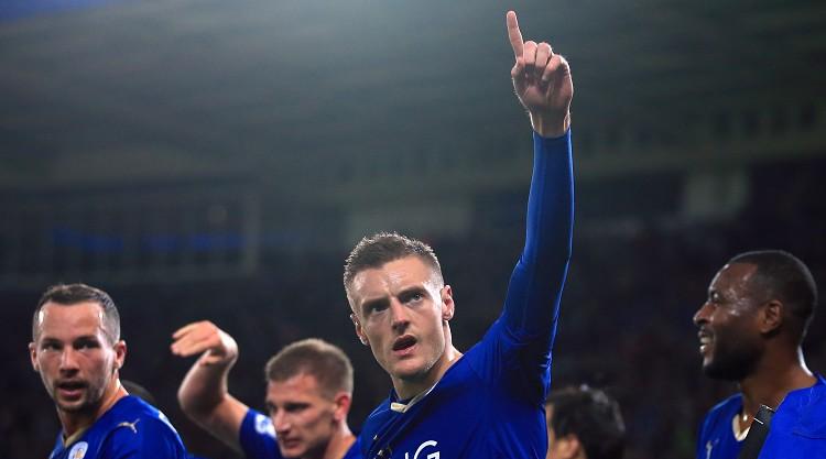 Jamie Vardy scores for 11th Premier League match in a row