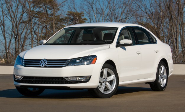 2015-Volkswagen-Passat-Limited-Edition