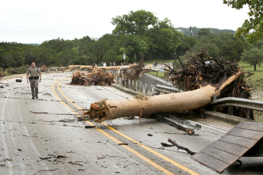 Texas Deputy Rescued From Floodwaters in Ongoing South, Midwest Flood Event