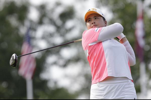 Inbee Park holds 1-shot lead at Ochoa Invite