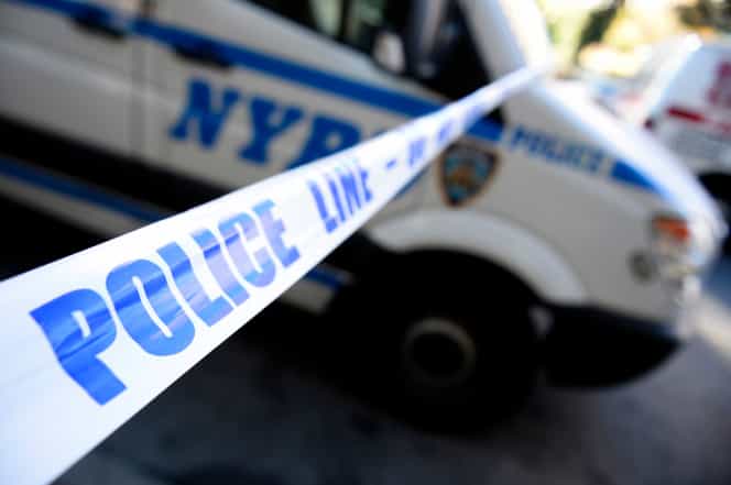 A plainclothes NYPD detective shot a 20-year-old man after he attempted to rob him at gunpoint 1