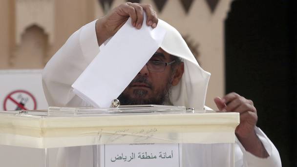 A Saudi man casts his vote at a polling centre in Riyadh