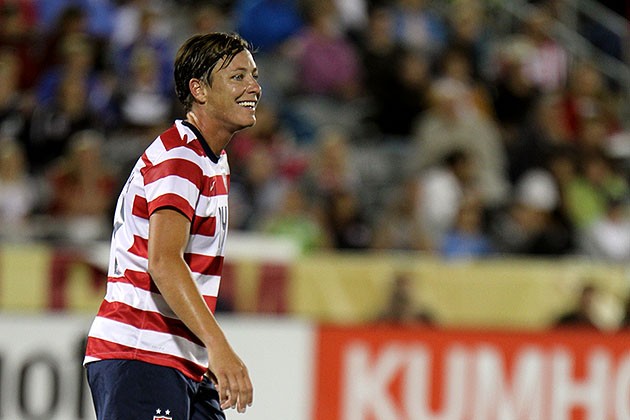 Coach Ryan Congratulates Former Player Abby Wambach