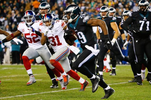 DeMarco Murray seen here in October vs. the Giants is reportedly unhappy with playing time