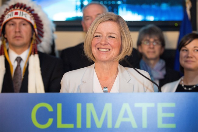 Canada's Energy-Rich Alberta to Cap Oil Sands Emissions