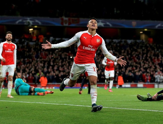 Alexis Sanchez To Miss Christmas Fixtures