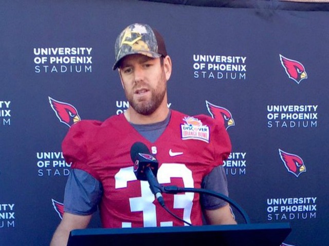 Arizona Cardinals quarterback Carson Palmer lost a Pac-12 bet to teammate Stepfan Taylor- ABC15 Sports                      KNXV