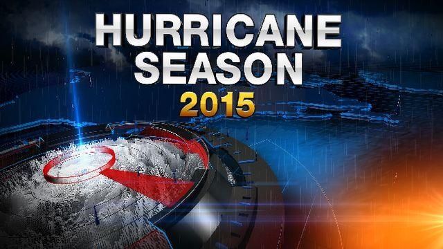 Hurricane Sandra weakens as it heads to Mexico Pacific coast