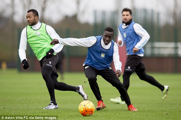 Aston Villa's Idrissa Gana and Jordan Ayew train ahead of their West Ham clash on Boxing Day