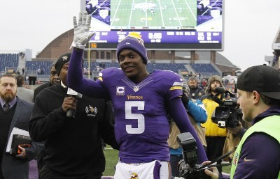 Behind Bridgewater's career game, Vikings beat Bears 38-17