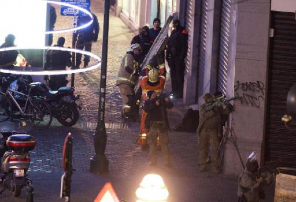 Paris attacks- the five people arrested in raids in Brussels and Laeken released