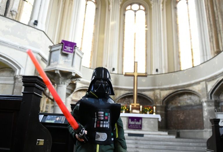 Berlin church celebrates'Star Wars service