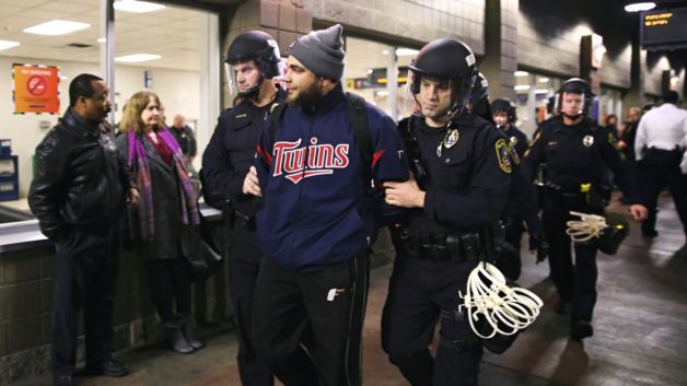 Organizers Expect Hundreds at 'Black Lives Matter' Mall of America Protest