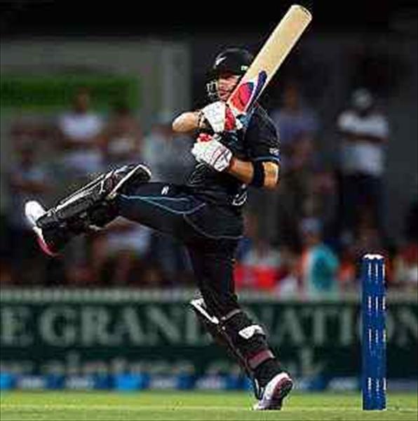 Clinical New Zealand thrash Sri Lanka in opening ODI