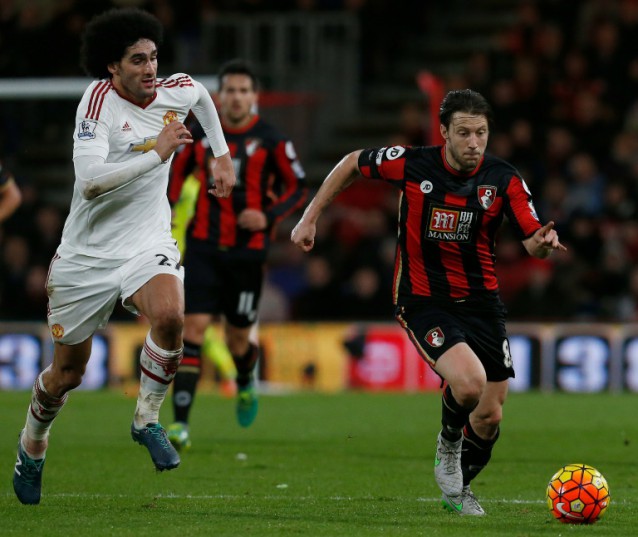 IKIMAGES  AFP  Ian Kington Manchester United's Marouane Fellaini challenges Bournemouth's Harry Arter during the match in Bournemouth southern England