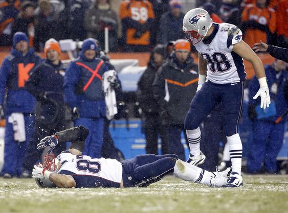 Osweiler gets first comeback win, Broncos beat Pats 30-24