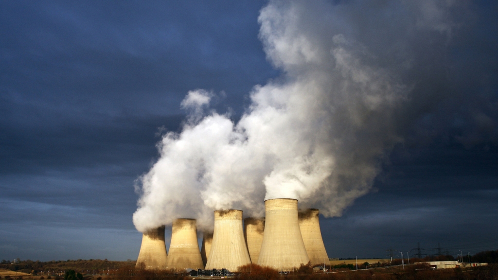 Carbon emissions from fossil fuels is predicted to decline in 2015 a new report has found