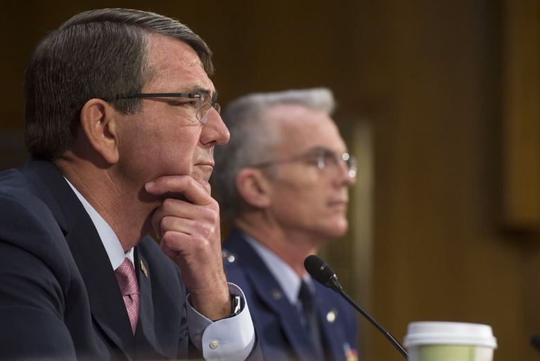 Carter calls on USA allies to step up fight against Daesh