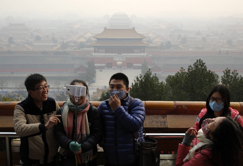 China Issues First Ever 'Red Alert' on Air Pollution in Beijing